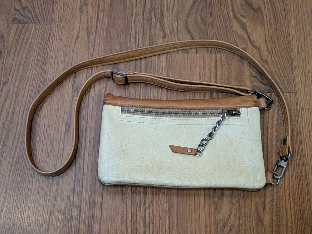 NWT Tooled Cowhide Full Grain Leather Crossbody Purse Wallet Bag White & Tan USA
